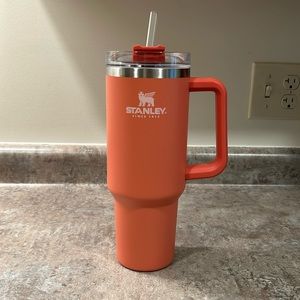 Stanley 40 OZ Adventure Quencher Grapefruit